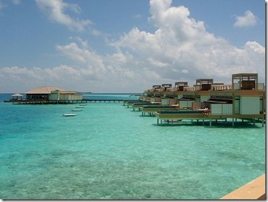 Angsana Velavaru - In Ocean Pool Villa