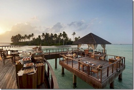 Waldorf Astoria Maldives breakfast