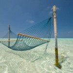 Maldives-lagoon-hammock.jpg