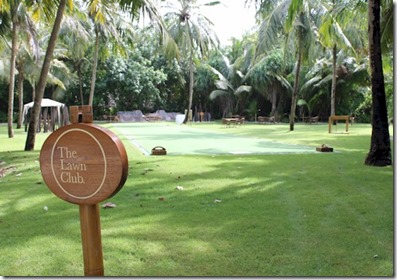 One and Only Reethi Rah lawn club