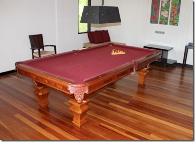 Sun Siyam Irufushi - Celebrity Retreat pool table