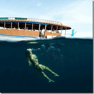 Four Seasons Kuda Huraa - Lauren Hill underwater Four Seasons Kuda Huraa - Lauren Hill underwater