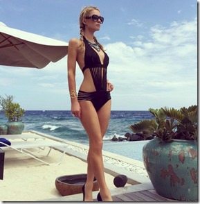 Velaa - Paris Hilton social media Velaa - Paris Hilton social media