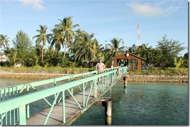 Canareef - local island bridge