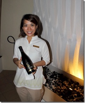 Shangri-La Villingili - chinese wine