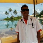 Four-Seasons-Kuda-Huraa-sunglasses-cleaner.jpg
