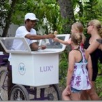 LUX-Maldives-ICI-ice-crean-cart-1_thumb.jpg