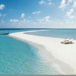 Four-Seasons-Landaa-Giraavaru-sand-spit_thumb.jpg