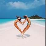 Finolhu-Acrobatics_thumb.jpg