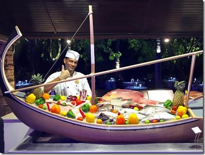 Lily Beach - dhoni - buffet