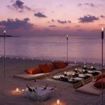 Four-Seasons-Landaa-Giraavaru-beach-dinner.jpg