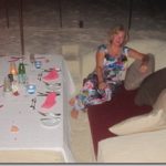 Jumeirah-Dhevanafushi-in-beach-dinner_thumb.jpg