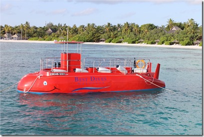 Olhuveli - glass bottom boat