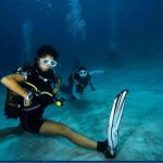 Underwater-activity-disco-dancing_thumb.jpg
