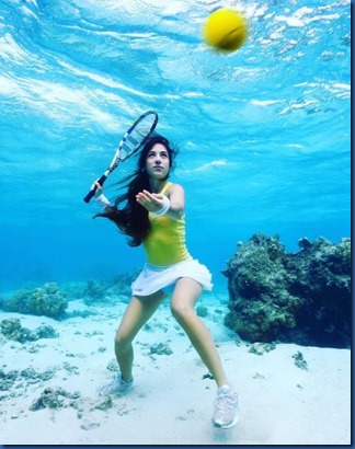 Underwater - activity - tennis