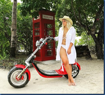 LUX South Ari Atoll - scooter