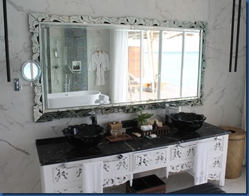 Emerald - bathroom mirror