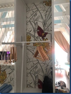 Oaga - pull down hanging rack