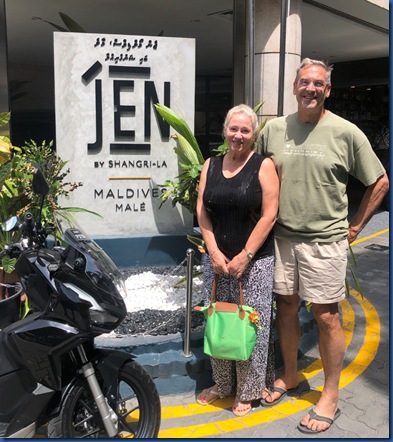 Tour 22 - Hotel Jen