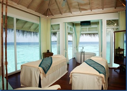 Ayada - overwater spa