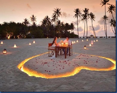 Hearts in the Sand - Gili Lankanfushi