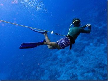 Faarufushi - Peter scuba 1